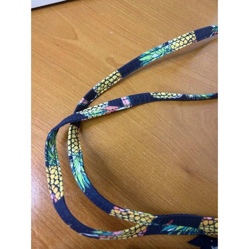 Vera Bradley Signature Lanyard And Zip ID Case Navy Toucan Party/pineapple 5x3.5